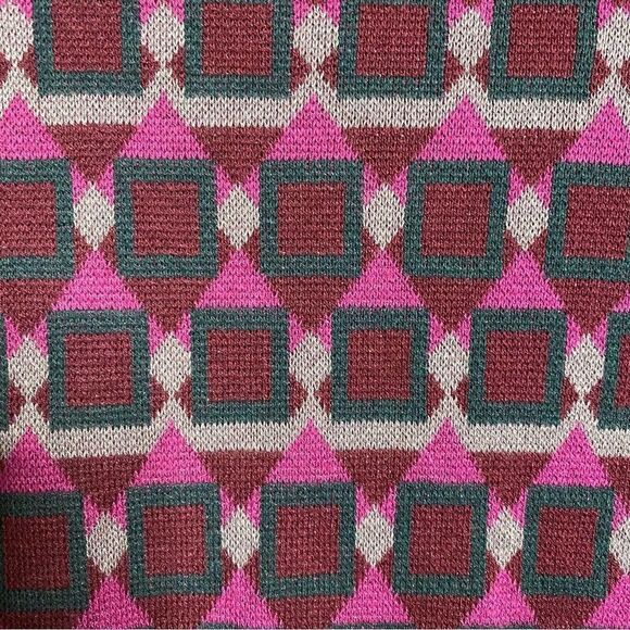 LOGO Geometric Long Cardigan Sweater - Picture 4 of 8